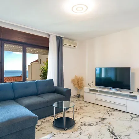 Two-bedroom In Apartmán